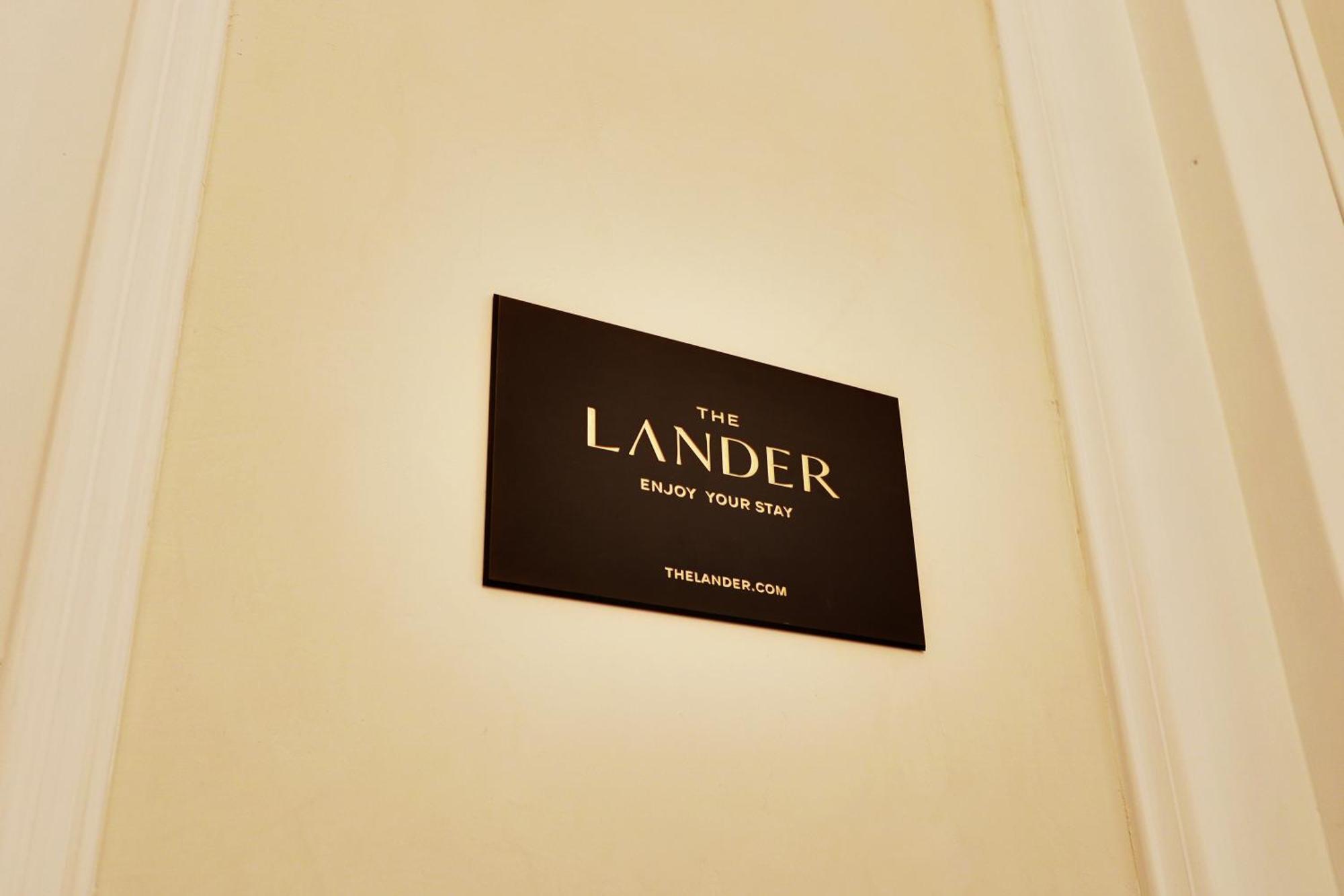 Thelander - Serviced In Louvre Appartement